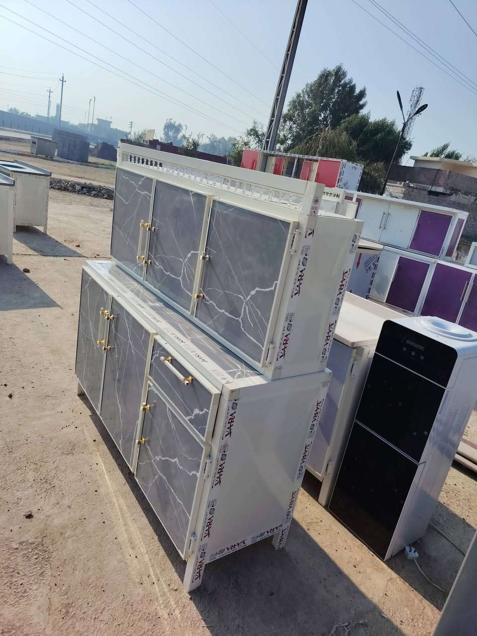 لبيع وشراء الأثاث المستعمل والجديد ومراوس كاطون الرازي قرب المجسر الجديد نشتري كافت الأثاث المنزلي ولمكتبي وغرف نوم تركي صاج عراقي للاستفسار هاتف وتس اب ***********
