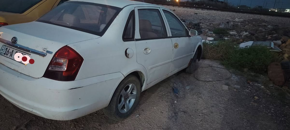 من رخصه الادمن
ليفان 520 موديل 11 مكينة كورلا توني شادها كير عادي شاشه توني مبدل عينه وصينيه وعقل حداديه ٧٠ بالميه  تخم تاير سياره كامله عوزها برمجه وترتيب ضفيره المحرك ابيعها  على وضعها 
 مكاني السماوه ممتواجد ع الفيس
***********
