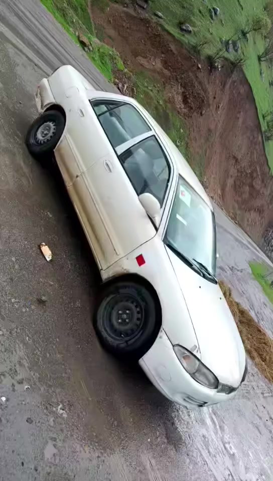 پروتون موديل 2002 سه نه ويى اسلى پاكانه ى هه ولێر 
ره قم اصلى حفر به شه رتى اوليات +حاسيبه
تاكو بلێى سياره كى بێ مسروف و توندوتوله 
لو به نزين له ماتورى كمتر بخوات زياتر نايخوات 
مالى فه قيرو كه سابه ته زور به هه لمه ت و بێ موشكيله يه
زور به قوةته بو هه ستان و رويشتن گێر مكينه اوليات 
وةگةراو براوة بةشةرت سيارةكة وةك نيسان سةنية
ليخورينى زور خوشه خوار بازارم داناوة سيعرى
نرخ ته نها، 20وه ره قه له سوران دا ده نيشم 
***********فايبةر واتساب لةسةرة
