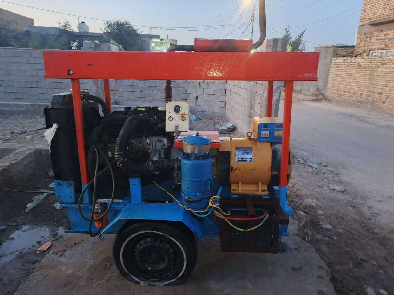 سلام عليكم مولده كيه لبيع 35كيفي مولده محرك ورس توليد شرط لنضفه وشرط تشغل مولده نكره سلف جهازه رقم ***********
