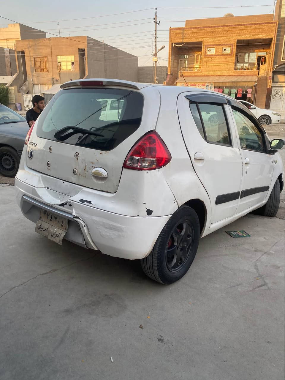 السلام عليكم 
جيلي باندا موديل ٢٠١٣ موسو براوه به شه رته
كيرو مه كينه يارسه
به ناوي شه ريكه يه به ناو ناكريت ره قه م هه وليره
***********
واتساب أربيل, العراق
