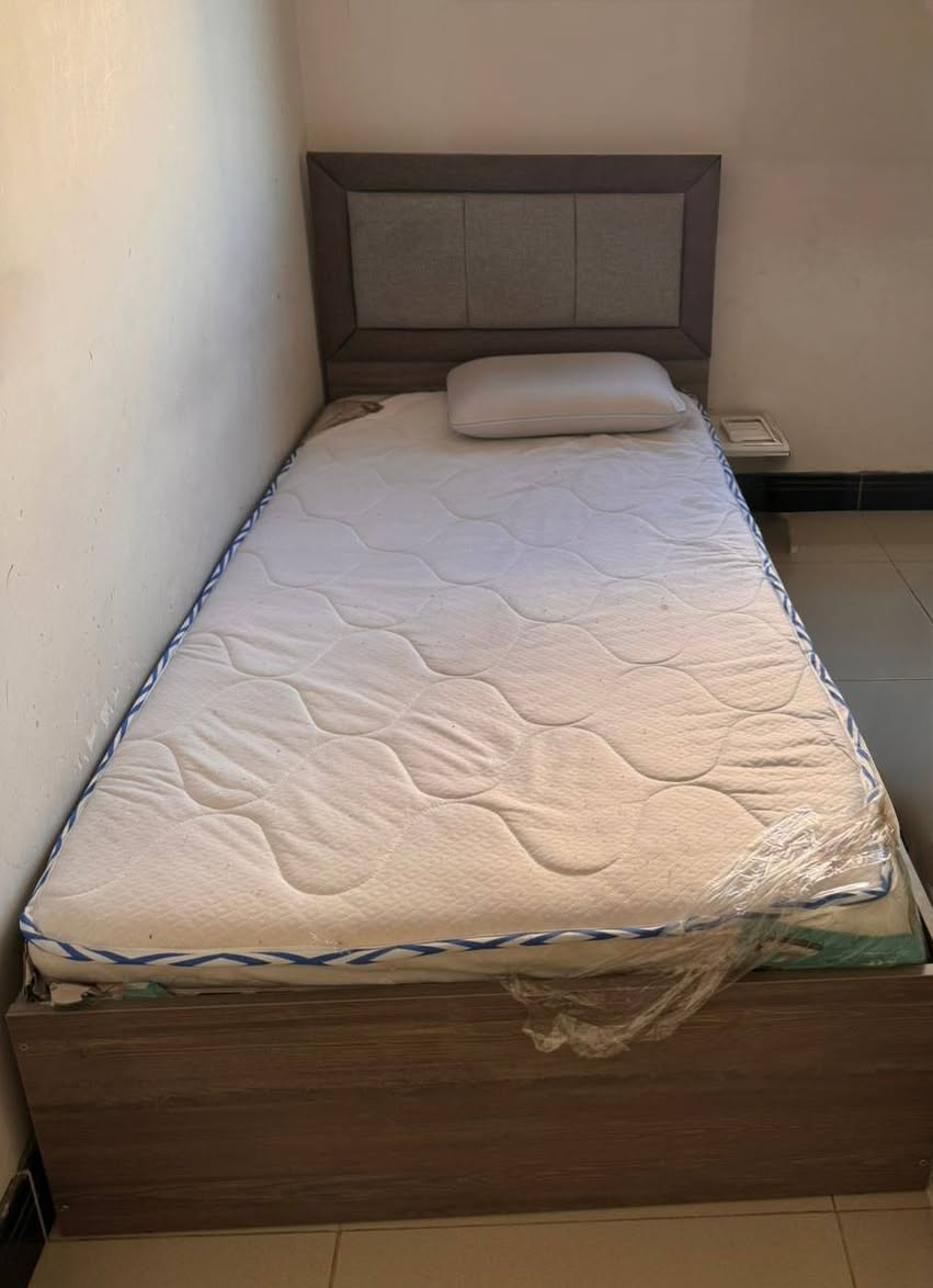 السلام عليكم 
 غرفة نوم تركي ام النفر مستعمله بحالة ممتازة!  اخت الجديده مع دوشك 
مكاني كربلاء السعر 200 الف. 🛏️🚪✨


**إذا كنت صاحب هذا الإعلان وتريد حذفه لأي سبب، رجاءا أرسل رسالة إلى الدعم الفني**