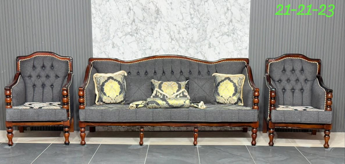 حياكم الله 
متوفر 
تخم كلاسيك تركي ثقيل 
خشب زان ثقيل 
عشره مقعد ٤ كرسي +قنفه ٢
[[أجمل الموديلات والألوان ]]
((أهلا وسهلا بكم في مجمع بيتي للأثاث ))


**إذا كنت صاحب هذا الإعلان وتريد حذفه لأي سبب، رجاءا أرسل رسالة إلى الدعم الفني**