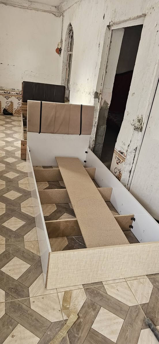 مرحبا في مزاد الثقه بعقوبه كاطون الرازي اشتري وابيع كافة الأثاث المنزلي المستخدم واتس ***********
