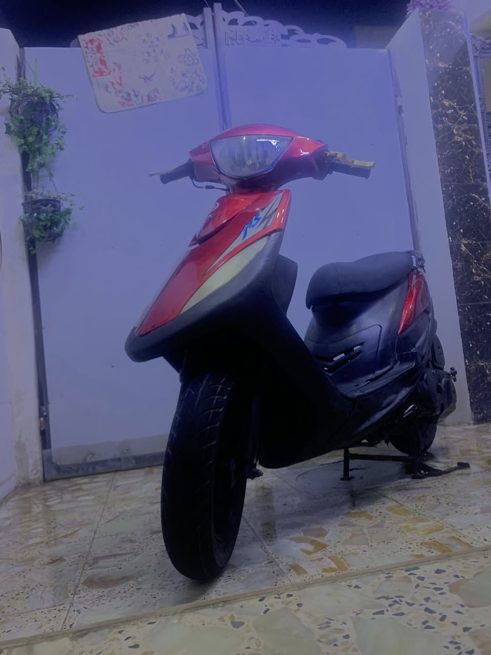 سلام عليكم                     دراجه ماكس عدله بلاديه شلعه و معدل كفاله عامه كهربائيه شغاله مكينه ما مفتوحه  العنوان بغداد شعب جزائري السعر خاص. الرقم  واتساب موجود ***********
