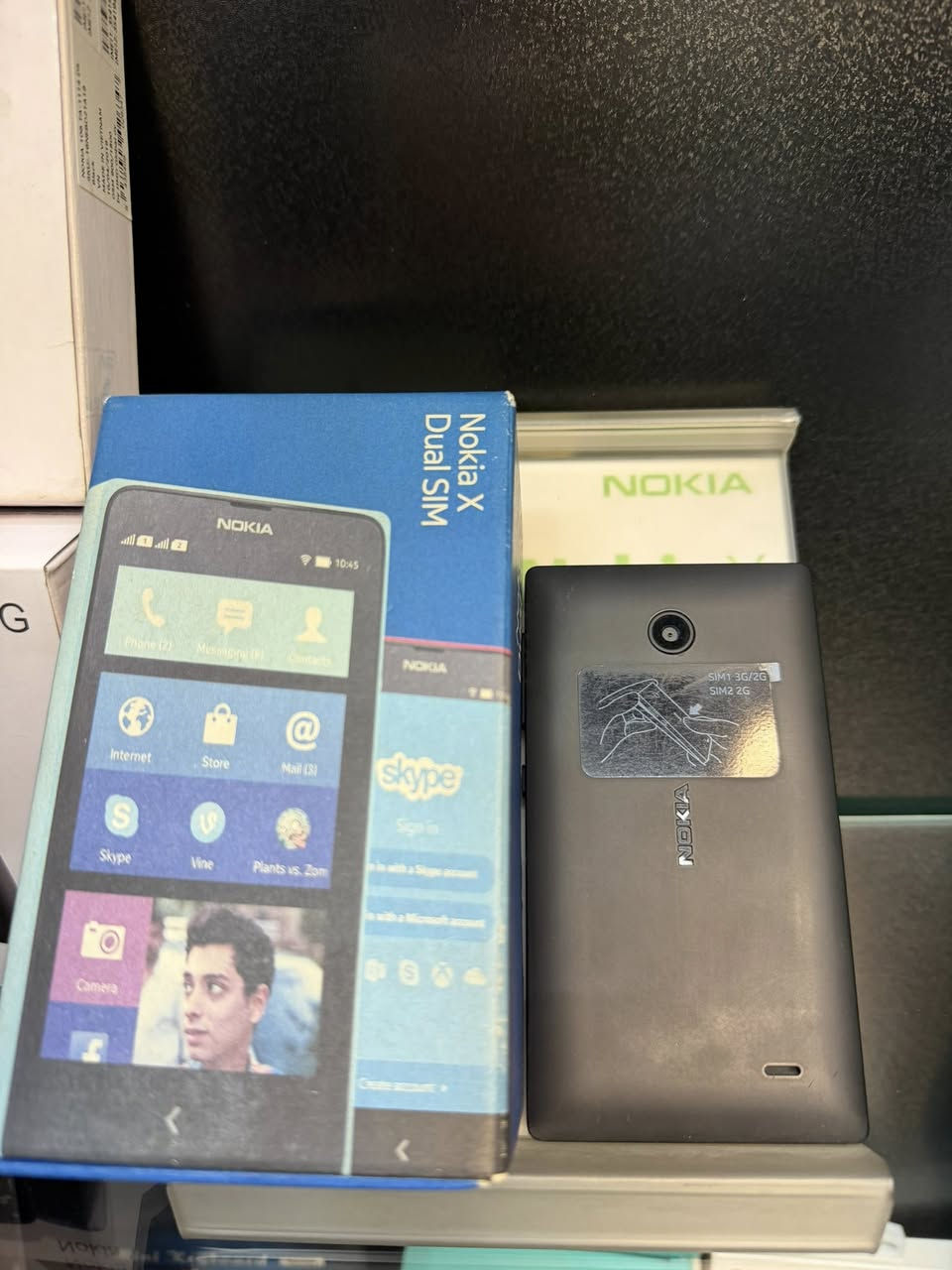 نوكيا X بالباكيت لوك


**إذا كنت صاحب هذا الإعلان وتريد حذفه لأي سبب، رجاءا أرسل رسالة إلى الدعم الفني**