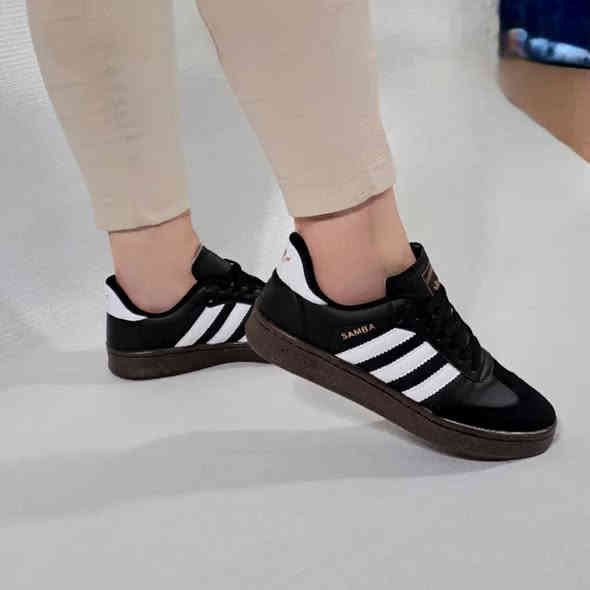 کالە سامبا سعر قطعە 8.000 دینار قیاس 37-41، کارتون بها 10 عدد.
للطلب اتسل او من واتس اب

***********

***********

***********
***********
