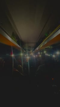 رحلة بغداد يوم الجمعه  اكيد اليطلع ويانة مايخسر ويتونس ونسة صح هاذ الف...