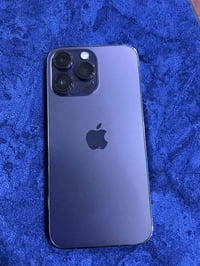 ايفون 14 برو ماكس للبيع او مراوس ذاكره 256  بطاريه79  تك سيم   وتر نضا...