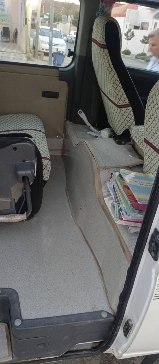 نيسان ناصي 2009 رقم بغداد انكليزي بسمي جاهزه من كلشي كير محرك صدر تايرات كله بل شرط للبيع او مراوس ويه موديل احدث قفله 130بدون معامله رقمي ***********مكاني كفري كيفري, ديالى
