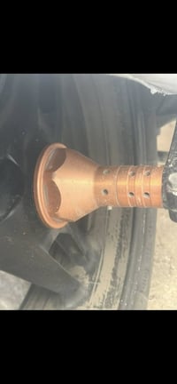 اكسسوارات سيارات • قطع غيار • للبيع