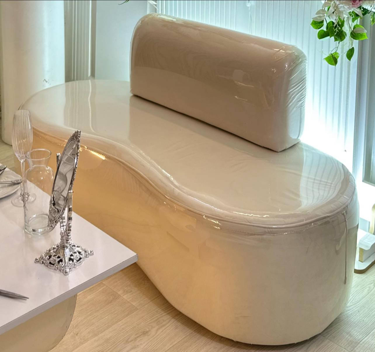 شازلونات للبيع الوحده ب90 الف نضيفات كلش
***********

مدينه الصدر
