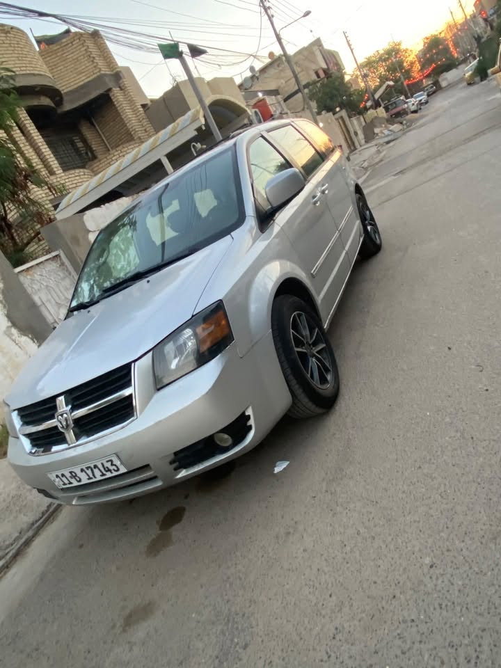 كرفان ٢٠٠٨sxtبسعر ٩٥$٣٨٠٠ محرك ٣قطع تبريد بسمي صبغ ٣قطع بدون اي ظرر جاهزه ***********
