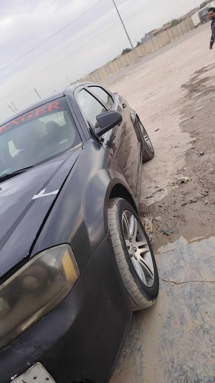 السلام عليكم
افنجر 2012
مكينه 2400
كير 4 نمر 🐅
ويل حجم 18 مال جارجر ب 800 الف 
تخم تاير كرستال جديد باتري جديد
صدر امامي خلفي 65 ٪
شاشه مال جيب بلاد مربوطه ب 450 الف
تحكمات ستيرن مثبت سرعه 
السيارة كير مكينه مكفولات وخير من الله
السيارة بيها 4 قطع  باب سايق مبدل من أميركا
وجاملغات امامي بدون دواخل لبلاديات موجودات وهذا لبنيد شوفه عينكم
السيارة ماشية 140 الف
و صار عندي ضرف وتوازيت
 لين السيارة ما تنباع والله
سعرها كلش مناسب 80 ورقة 12 مليون و 400
وبيها مجال للطيبين حك الجيه لسيارة بغداد الكرخ
***********
