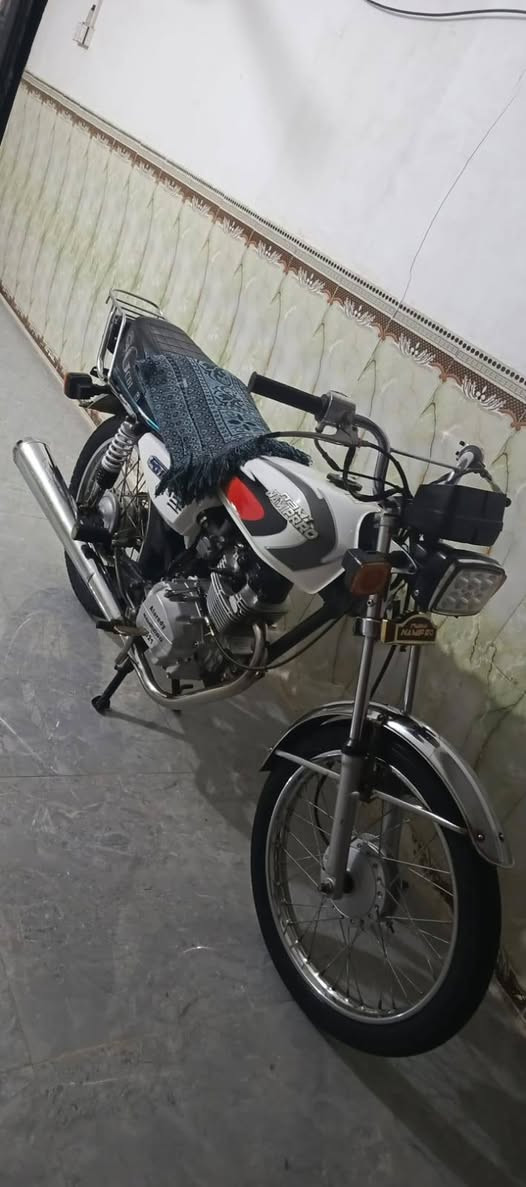 سلام عليكم البيع دراجه نامه برو كلك مديل ٢١ السعر ٥٠٠ وبيه مجال مكان دوانيه قضاء الشاميه تصال على هاذه الرقم ***********
