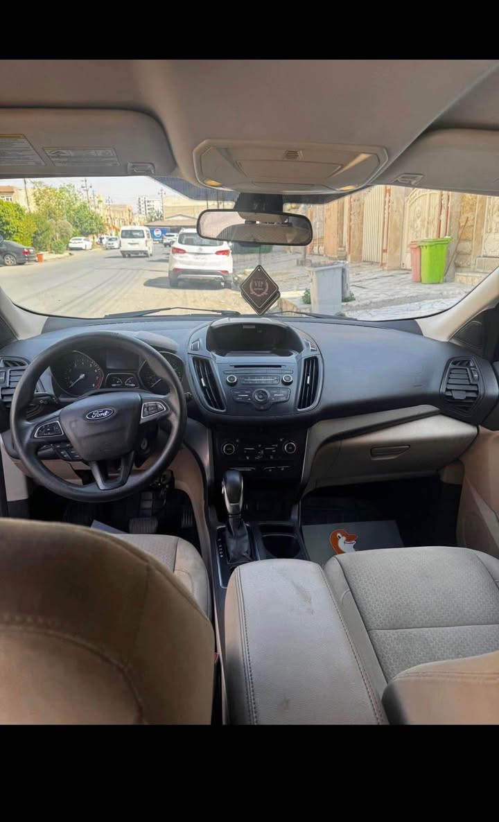 ford escape2018
گیرو مەکینە بەشەرت ٢پارچەی هەیە بەبێ ناو گرتن ئیرباگی نەتەقیوە 70 هەزار رۆیشتوە
سحری100$ مامەلەیەکی کەم 
وەکالەو بەناو کردن بەشەرت
ژ.م*********** أربيل, العراق
