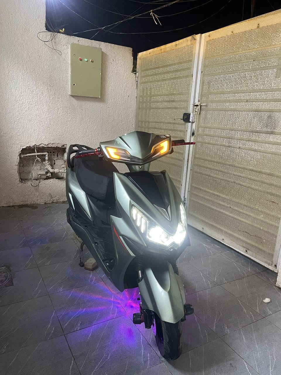 سلام عليكم
دراجه سكنز 🔥🔥شحن  2025
مواصافتها 👌🏻🔥
ست بطاريات✅
شاشا ديجيتال تحديد العطل 🔥👌🏻
ملف الف وخمسميه 😉
بطاريت والي نضيفهاوعل فحص👍🏻
الشحنه الوحده تمشيك 65كيلو متر🌪️
بريك خلفي بريك امامي ✅
تشغيل عن بعد وسويجين وبصمتين🔥👌🏻
قفل ستيرن 😉
قفل امان
السعر 800 وبيها مجال
الشراي يدخل خاص


**إذا كنت صاحب هذا الإعلان وتريد حذفه لأي سبب، رجاءا أرسل رسالة إلى الدعم الفني**