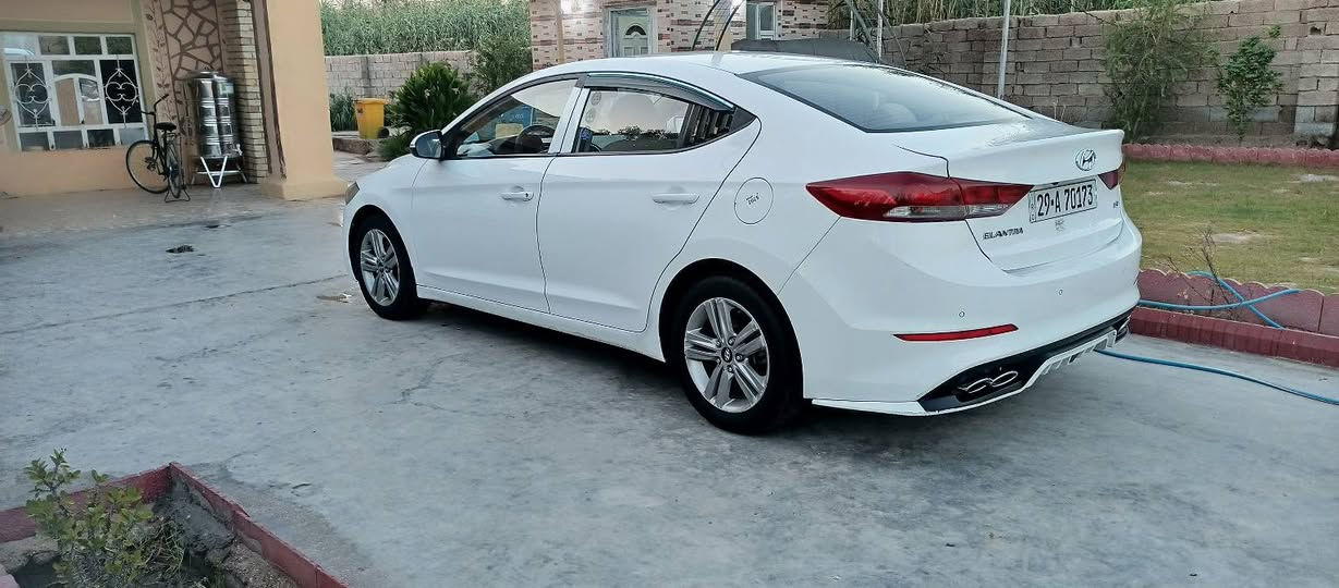 السلام عليكم النترا 2017خليجي. رقمه واسط
والسونار مرفق في الصور رقم سنويه جديد باسمي
نص فول بدون فتحة ، السيارة جديدة عنوان واسط نعمانيه 
ماشيه 121 الف حقيقي محرك200
بيع ومراوس ماكو مشكله سعره 150 بيه مجال  
للاتصال *********** غير متواجد على فيسبوك اتصل واني خادم
