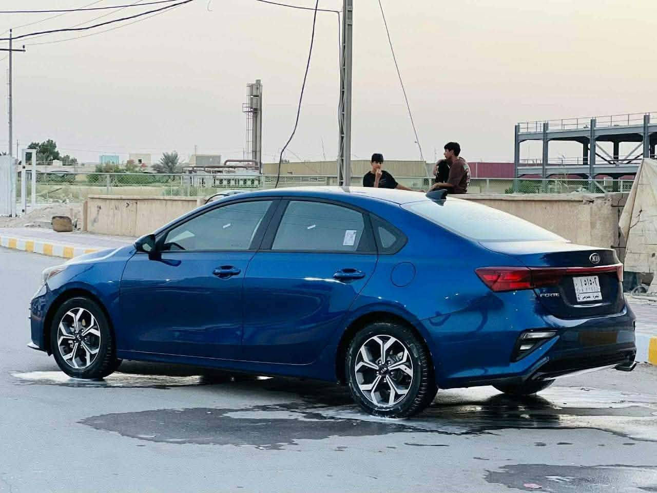 سلام عليكم
للبيع  

كيا فورتي موديل 2020 رقم بصره 

وارد امريكي: حادث جاملغ وطرف البنيد بدون ضرر داخلي صور الحادث بالمنشور 

مواصفات معروفه 

شاشه كبيره 

كامره دواره 

تحكم استيرن جهتين 

لايت زنون 

دواخل لونين 

تبريد بيانو 

ماشيه 60 الف حقيقي 

كير At المرغوب

حجم المحرك 2000 دوش مكفول 

وبعد بيها مواصفات حلوه 

سياره جديده وجاهزه مكينه وكير وحداده وتخم تاير 

مــكــان-ســياره- النـاصرية مركز 

الـــسعر:120 وبيها مجال 

الاستفسار اكثر 

***********
