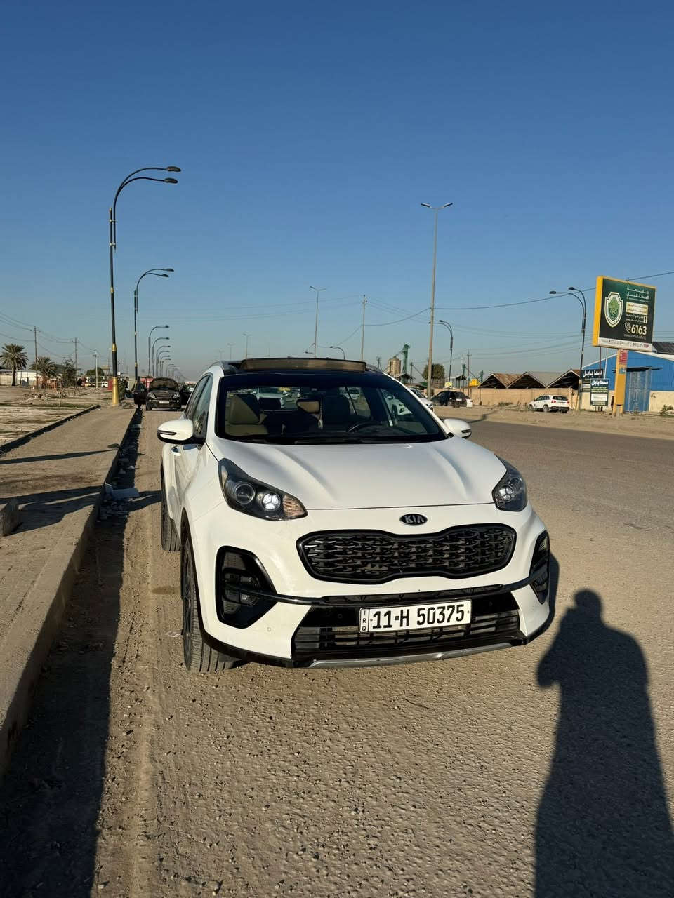 السلام عليكم 
كيا سبورتج 2019 شكل ال20 جي تي لاين فول مواصفات 
ماشيه 92 قابل للزياده 
مواصفات ال جي تي معروف 
جنطه شفط
بصمه 
تبريد قطعتين 
شاشه ابل كاربلي اندرويد اوتو
مري شفط
بنوراما
هندبريك بصمه 
انظمه قاده ٣ وضعيات 
اوتو هولد 
حساس امام وحساس خلفي 
لايت زنون 
ملاحظه ( السياره بيها صبغ نص باب الصدر والجاملغ الامامي جهه الصدر مسحوب ) 
السعر 192$
مكان السياره بابل 
***********
***********
