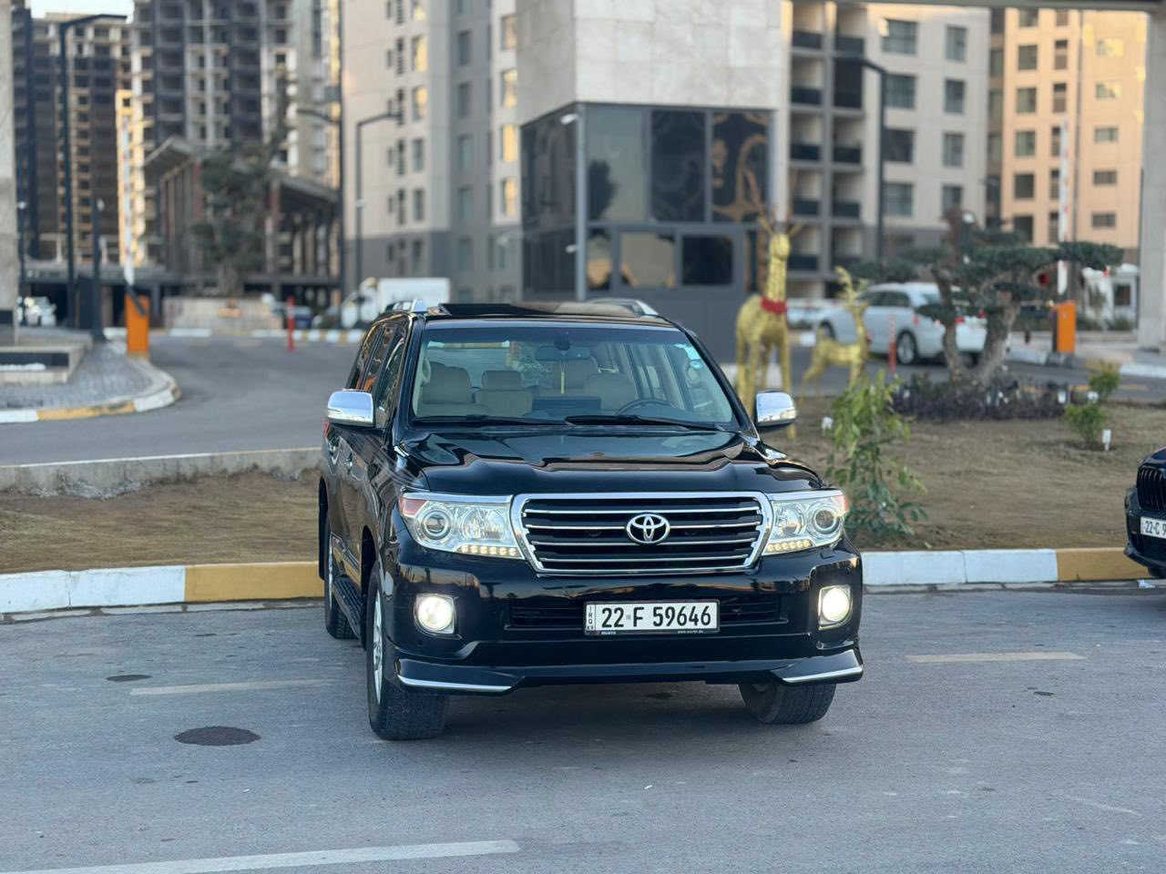 إسلام عليكم لاندكروز 14ابريم اصل ام الطفايه مكفوله كير مكينه رقم أربيل تحويل ثاني يوم مكان السياره بغداد الكرخ السعر 360وبيه مجال بصيط 
***********
