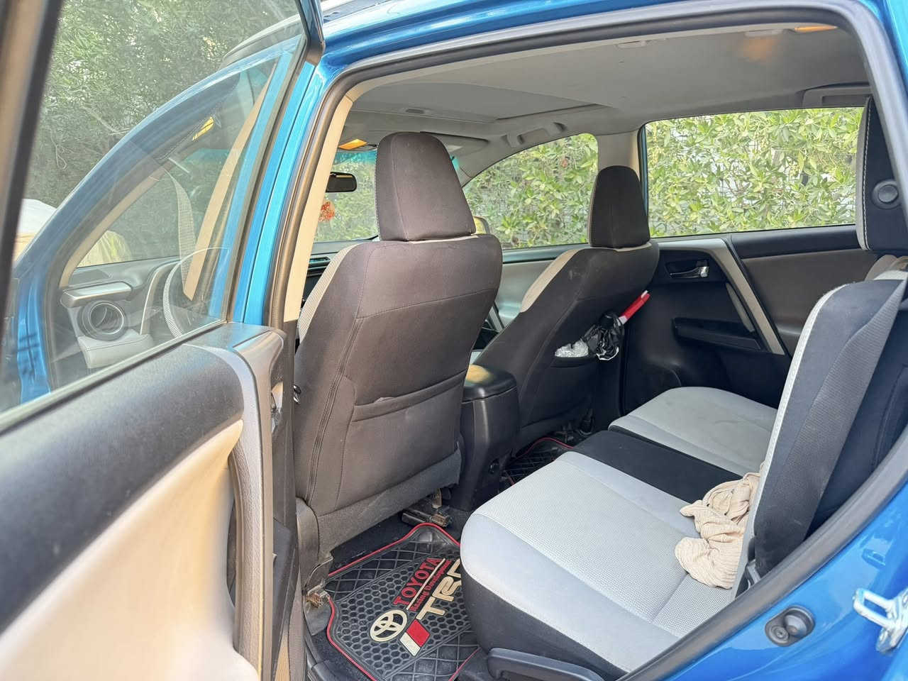 السلام عليكم
راف 4 موديل 2016  xle كندي - حادثها حافة البنيد وتعديل ع البارد بدون صبغ  السعر 175 
تفاصي ومواصفات معررفه 
سيارة نظيفه واستخدام ييت فقط مكاني بغداد زيونه 

تفاصيل اكثر الاتصال على

الرقم. ( ارسال ع الخاص )


**إذا كنت صاحب هذا الإعلان وتريد حذفه لأي سبب، رجاءا أرسل رسالة إلى الدعم الفني**