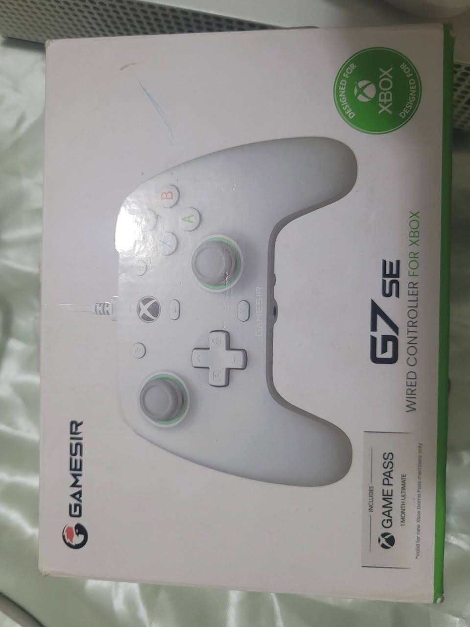 اكسبوكس ون اس
1 تيرا 
معه ثنين جوستيك الاولة كيم سير ج7 سي
ملاحظة اليدة الثانية ال لونها رمادي بيها درفت


**إذا كنت صاحب هذا الإعلان وتريد حذفه لأي سبب، رجاءا أرسل رسالة إلى الدعم الفني**