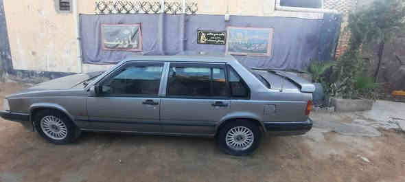 سياره فالفلو مديل 940 لبيع سعر ٤٥. بيه مجال محرك ونجي ناعم كلشي شغال بيه  فتحه قماره كهربيات كله شغاله ***********
