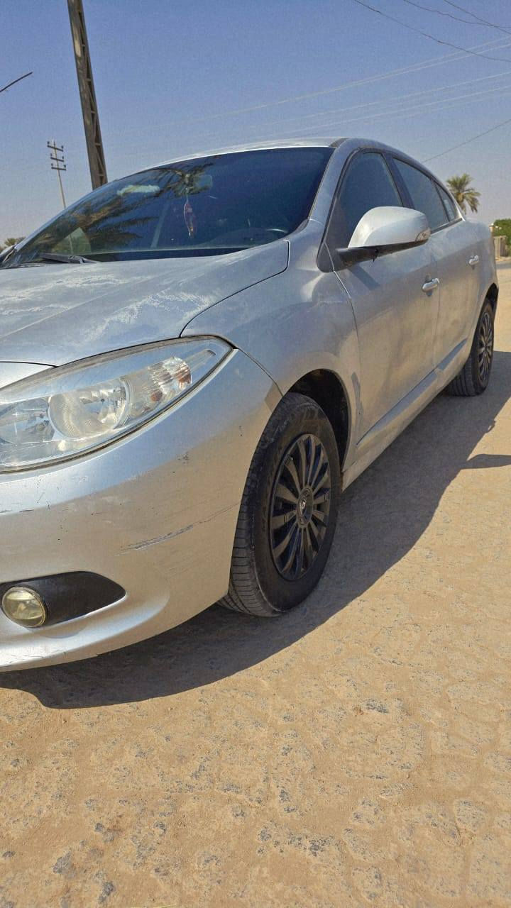 سلام عليكم رينو فلونس موديل 2012  كوري سياره رقم اربيل سنويه ساقطه باسم شركه تريد تحويل تريد وكاله سياره جاهزه من مكينه كير خير من الله حداديه جديده تخم تاير جديد  سياره جاهزه مابيها كل نقص بس بيها فقط جراد بسيط بلبنيد والقماره سياره مكفوله قماره شواصي تكم السعر 40وبيها مجال بسيط مكان السياره الديوانية  رقم ***********
