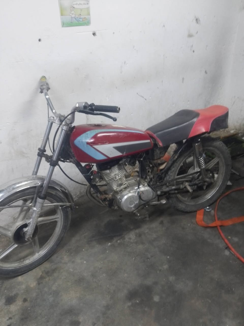 السلام عليكم للبيع ماطور السعر 200وبي   المكان تكريت 
العلم النتص على***********
