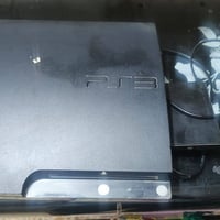 بلي 3 سلم للبيع كامل ملحقاته هارد SSD/HDD"2.5 بي 50لعبه وداخل البلي 8ا...