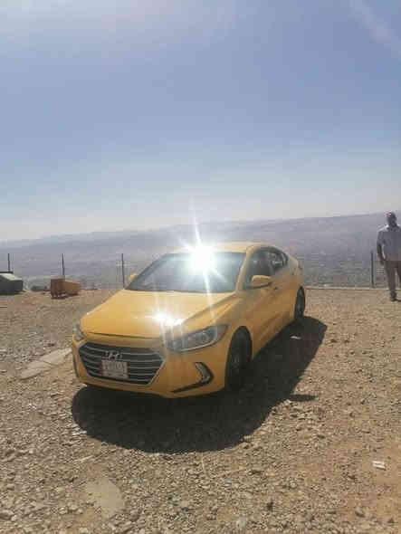 السلام عليكم . مكلف بالنشر . هونداي الانتره موديل ٢٠١٨ . امريكيه وصور الحادث بالنشر بنيد مبدل اصلي ومصبوغه عام صفراء تكسي والمحرك مفتوح مجفت اصلي بغداد السعر ١٢٥ ورقه وبيع مجال رقم صاحب السياره  ٠٧٧٧٤٨٨٨٣٦  / ***********
