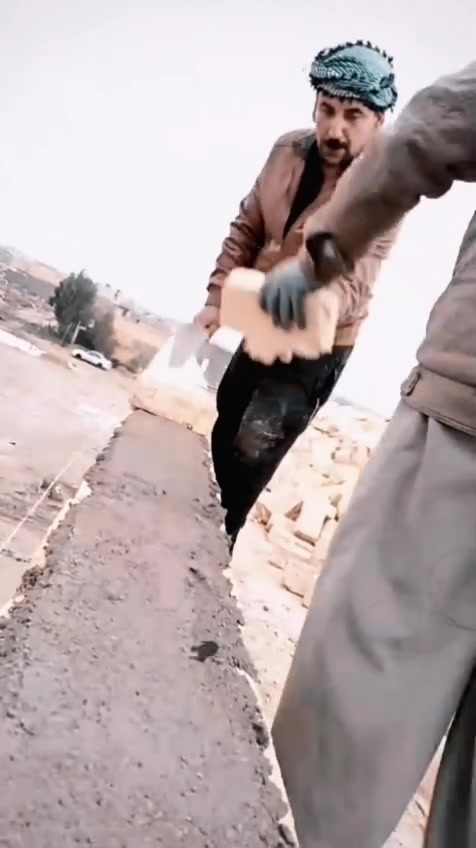 سلام عليكم خلفه بناء متفرغ من الكوت اتصال *********** التوفيق من الله
