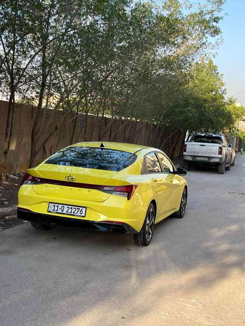 السلام عليكم هونداي النتره لبيع موديل 2023 لون اصفر ليموني خصوصي 
تبديل بنيد فقط 
مواصفات فول ماعد الفتحه
محرك 2000 Doch دوش
بصمه تشغيل وابواب وجنطه.
صندوق ذكي يفتح عند الاقتراب
لایت زینون عدسات بلادي + Led
کامره دوراه
اشاشة لمس متصله مع عداد دجتال
Android Auto Car play تدعم نظام
اناره داخلیه محيطيه متعددة الالوان
رادارات 360 درجه
رادار جانبي النقطه العمياء
رادار خلفي !!
رادار امامي.
تحديد مسار + سياقة آليه
توقف ذاتي
عند الاقتراب من سياره
فول تحكم ستيرن
کروز مثبت سرعه
تبرید شاشه بیانو منفصل
اثلاث وضعيات قيادة
Sport-Normal-Smart
اوتو هولد @
Usp/Aux/12 منافذ
انظام ABS مانع انزلاق
شاشه ظبط بل دشبول
السعر 149 وبيه مجال قليل 
للاستفسار *********** او *********** بغداد, العراق
