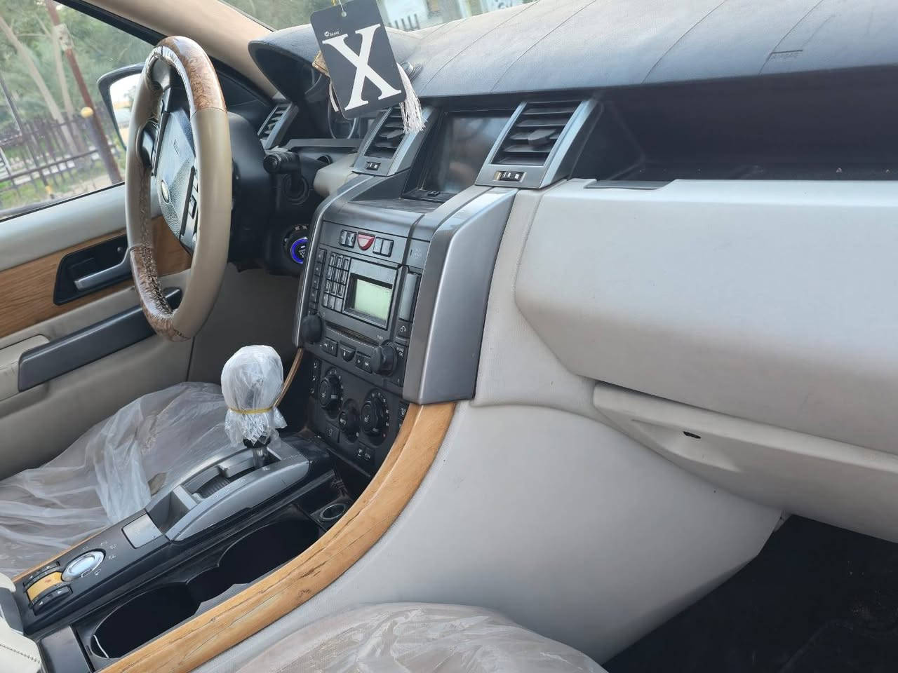 محور كير ومحرك لكزز ٨سلندر رانج موديل ٦ومحدث ١٣ دبل ولوي بصمه تشغيل اشاير بل مري كير ومحرك كفاله حداديه جديده تخم تاير جديد كهربائيات كله شغاله لسياره مال جناي بيع او مراوس حسب لقناعه مكاني نجف *********** سعر ٨٥ قفل  رقمه شمالي تحول او وكاله بس كردي
