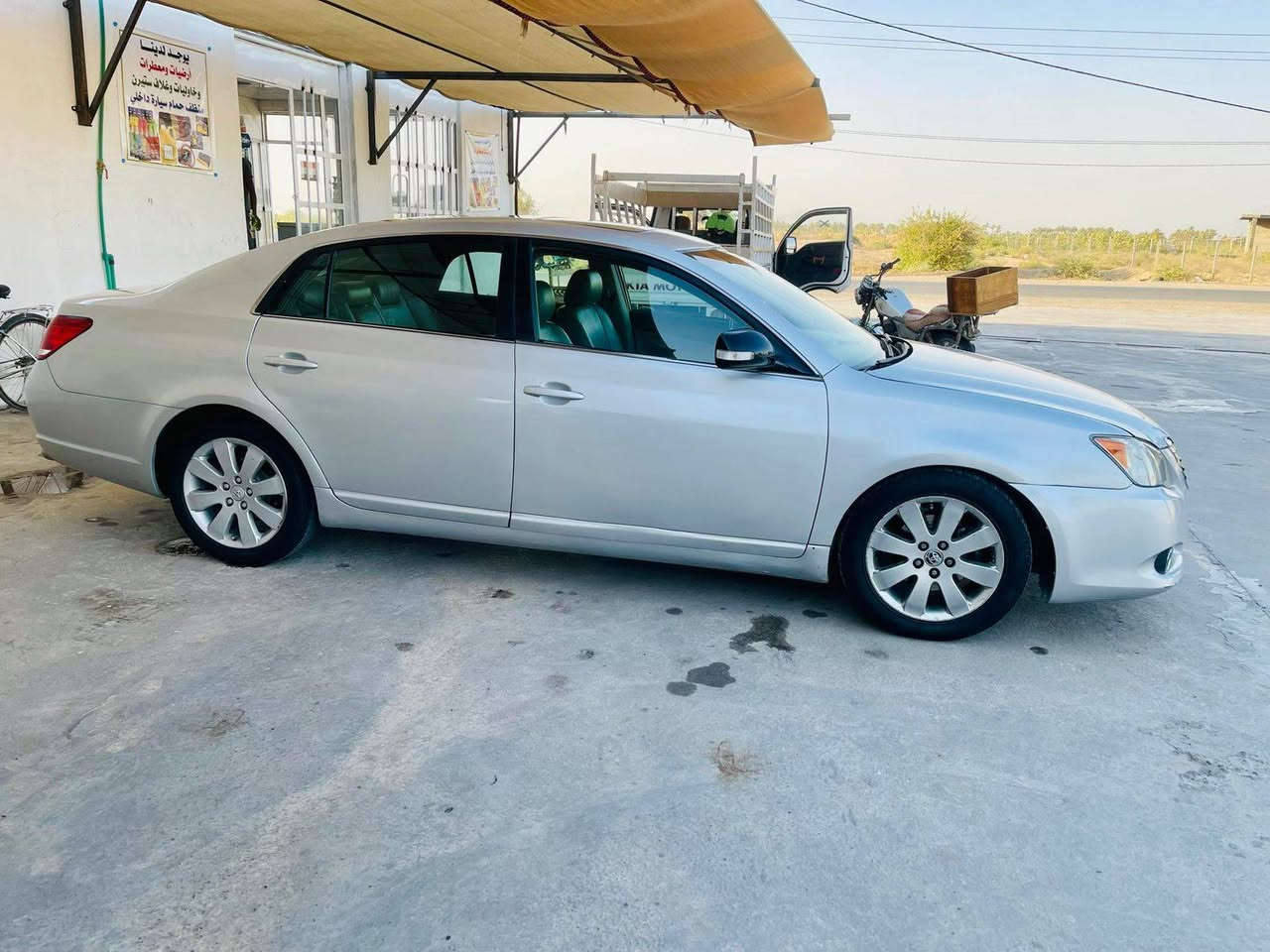 سلام عليكم للبيع افلون 2007مصبوغه عام جماليه وارد امريكي بيهه ضربه بجم بس لا لغد ولاشواصي وبيهه ضربه الجاملغ الخلفي مال البانزين شبرين
 فقط السيارت جهازه مال بيت السنويه بسمي رقم بغداد دولي لل30 حدايه جديده مكينه وكير مكفولت تبريد ثلج او مراوس حسب القناعه مابيه اي نقص سعر80وبيه مجال مكانه صلاح الدين بلد لاستفسار لاتصال على الرقم ***********
