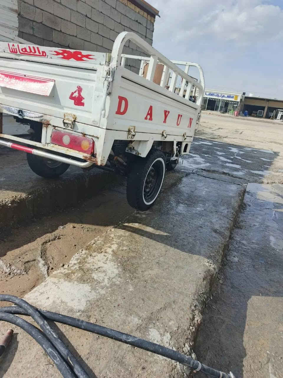 سلام عليكم ستوته للبيع وراق موديل 2015 ستوته نضيفه مال جناي كهربائيات شغاله  تواير جدد محرك نضيف السعر 1500 وبيه مجال مكان ذي قار اني مكلف بنشر هاذه رقم راعي ستوته ***********
