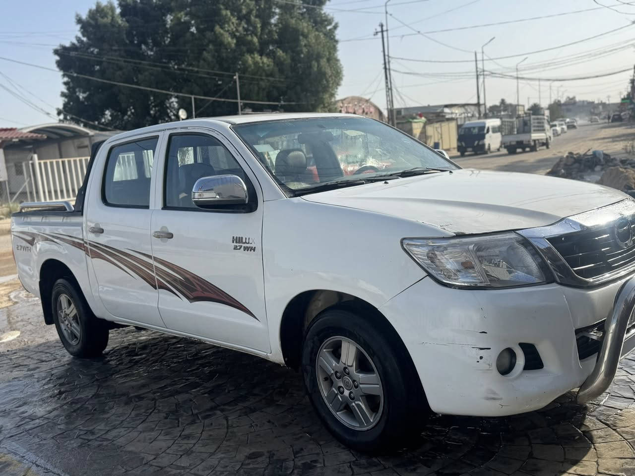 بيكب هايلوكس ٢٠١٤ جاملخ الايمن مبدل والبنيد من الحافه معدل  موضح بصورة 
كير مكينه مكفولات     
مكان السيارة حلة مركز السعر 180 بيه مجال قليل لشراي  ***********
