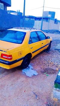 مستعجل بيع  يا الله سلام عليكم سيارا 405سيارا نضيفا شوفت عينك كهربايات...