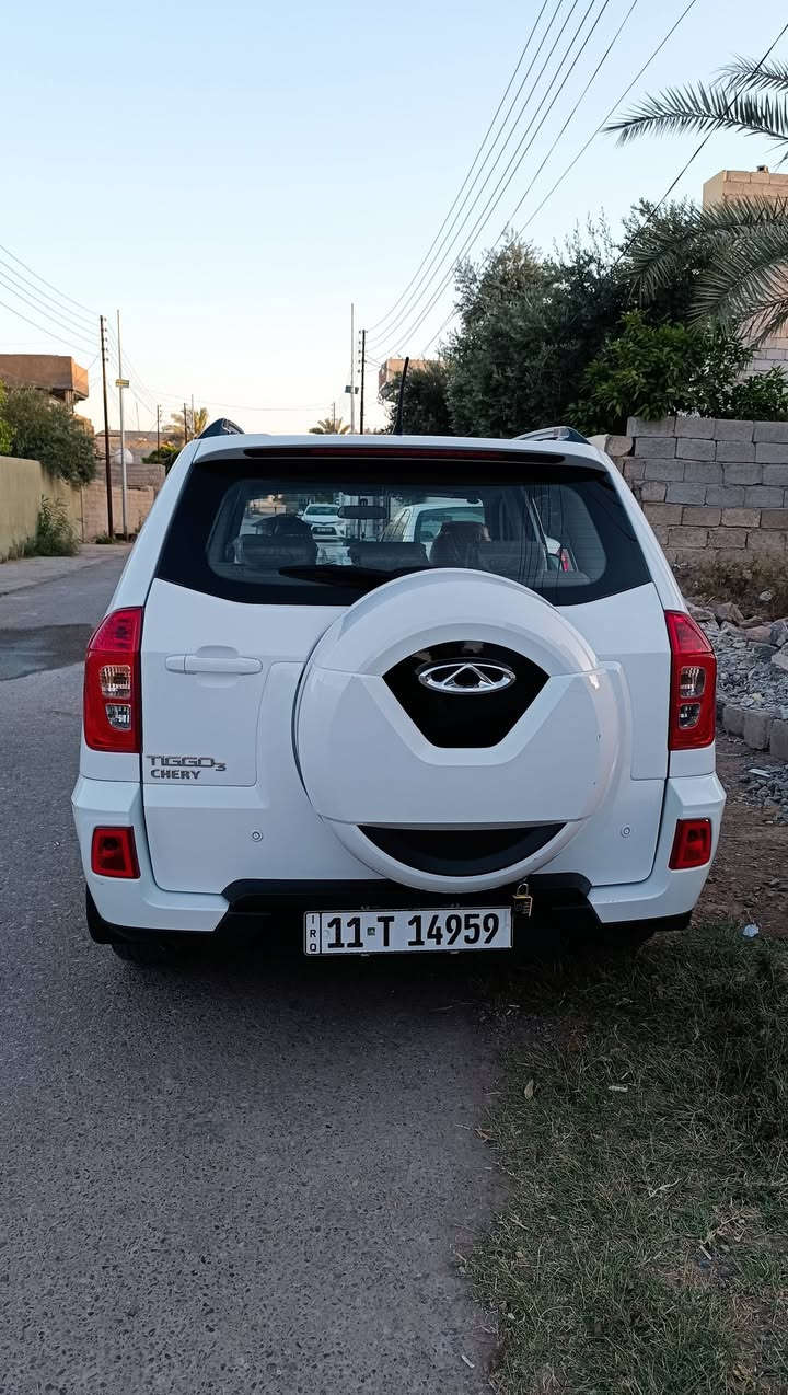 سلام عليكم شيري تيكو 3 موديل 2018 رقم بغداد بيها بارد بل باب السائق و شخط في دعاميه فقط باقي مكفول محرك و كير تبريد 🥶 تدفئه كشنات جلد ماشيه 98 الف سياره جديده السعر 98 و بيها مجال قليل العنوان ديالى شهربان ***********
