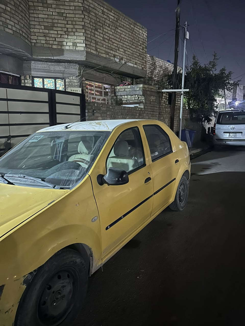 رينو لوكان اوتماتيك بلادية 2012 
خصوصي محولة تكسي  سنوية ل 2026   
ارضية جلد جديد دوشمة جديد حدادية جديدة 
امامي خلفي 
كير مكينة مكفولات 
*********** تواصل
