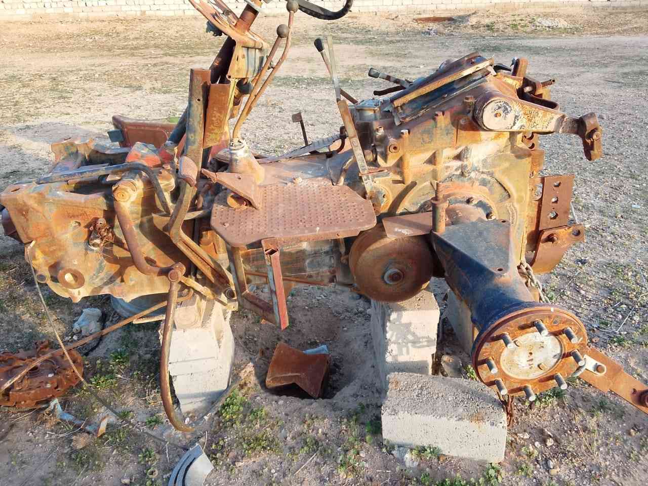 سلام عليكم ورحمه الله وبركاته يوجد لدينا تفصيخ سيرت الجزائريه للبيع بانواعها المكان الناصريه الاتصال على الرقم التالي ***********
