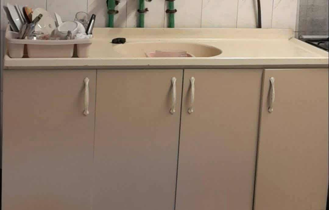 كاونتر تفصال لون كريمي خشب تركي من الخارج والداخل قياسه 3 امتار وقياس سنك متر ونص يصير 4 قطع
السعر 775 وبي مجال 
العنوان بغداد الشعب


**إذا كنت صاحب هذا الإعلان وتريد حذفه لأي سبب، رجاءا أرسل رسالة إلى الدعم الفني**