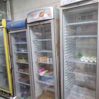 برادات للبيع عدد خمسه مع عارضه لحوم مال محل بحاله جيده جدا شهداء البيا...