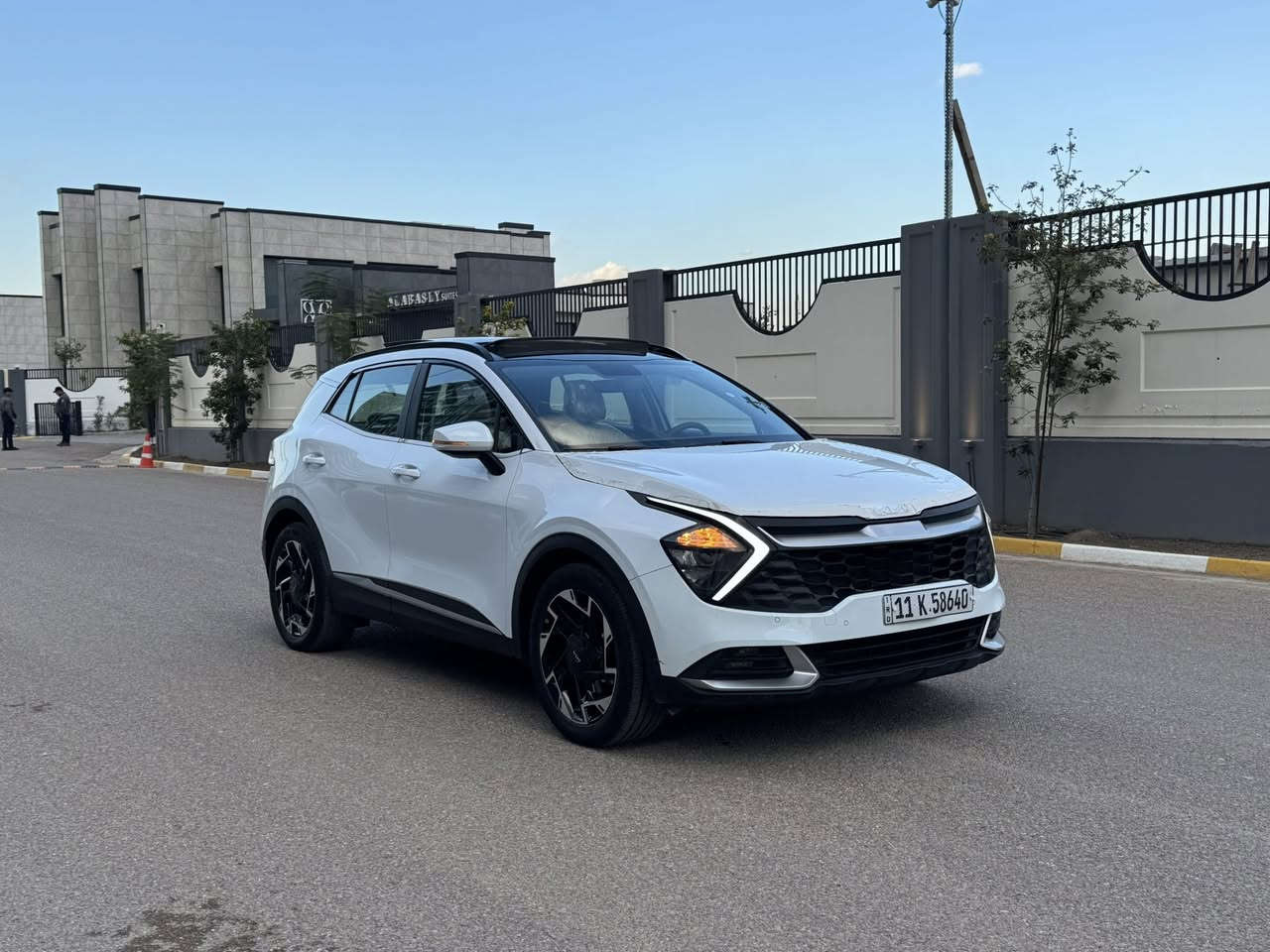 السلام عليكم
سبورتج 2025 خليجي ضمان الدوليه  مكفوله  ماشيه 11 الف مكينه 2000 دوش فول مواصفات بنوراما بصمة حساس امامي خلفي شاشه بصمة أبواب فول تحكم سترين كشنات كهرباء كشنات تدفئة سترين تدفئة للاستفسار ***********
مكانها الكاضميه 
السعر 236 وبيها مجال بسيط
