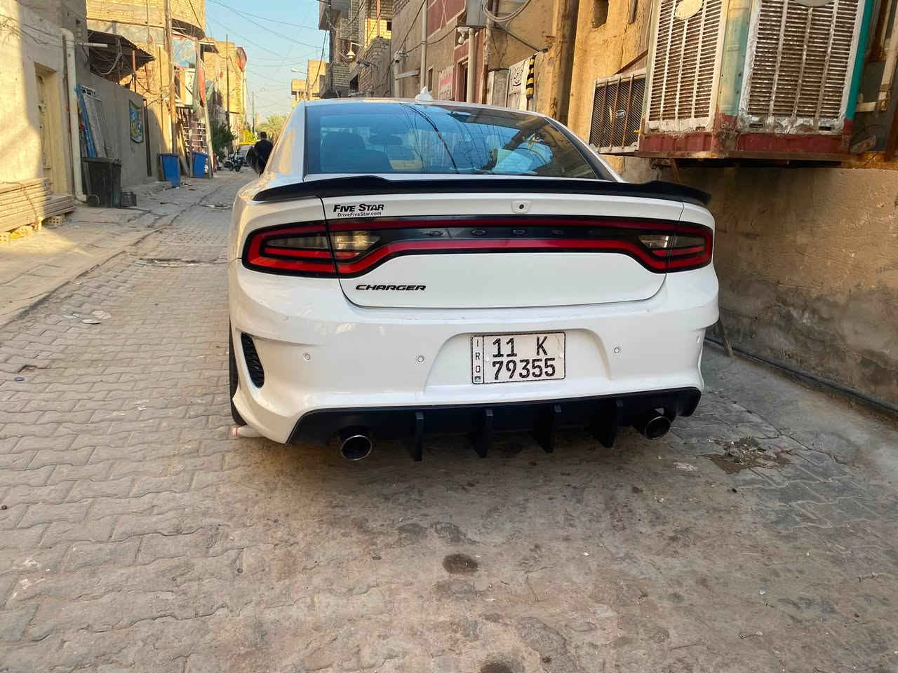 السلام عليك جارجر مديل 2023 البيع SxT محدثه وايد بدي سياره دخله كلين بس دعاميه وجاملغ نفسه مصلح  
ماشيه 65 سياره نضيفه  وبيه كم قطعه كلير مثل ما موضح بل سونار السعر 225و بيها مجال حك الجيه الاتصال *********** مكاني بغداد
