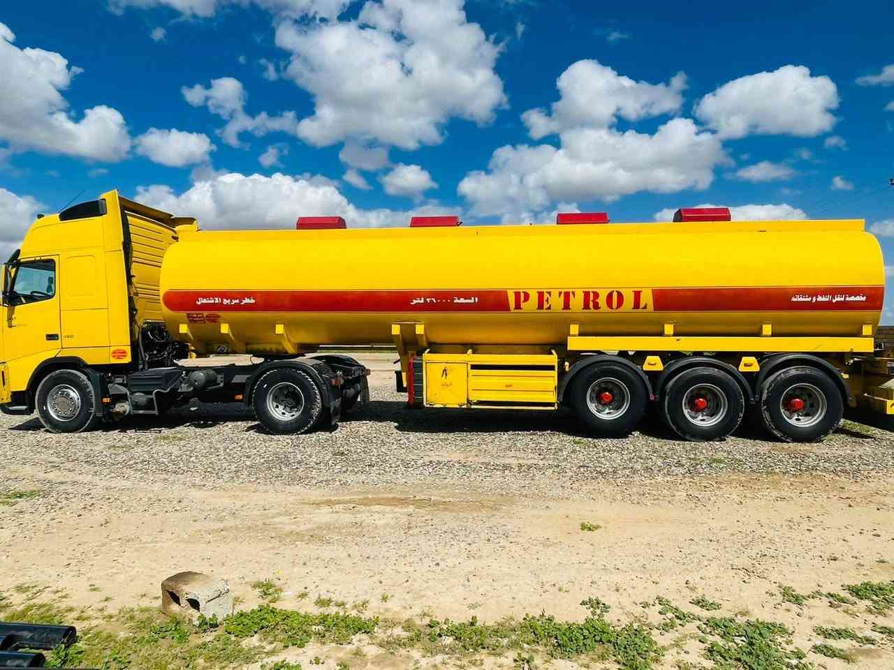 السلام عليكم
للبيع فالفو صهريج موديل 2003   طوناجGBS تصريح أمني جديد  ✅
رقم سليمانيه 
سنويه لل 2027
محرك 460جديد لاتبخير ولا تنقيص كير اوتوماتيك بلادي
اسياره جاهزه عشقل حالين 
السعر 320$
للاستفسار اتصل/***********/ مكان الشرقاط
