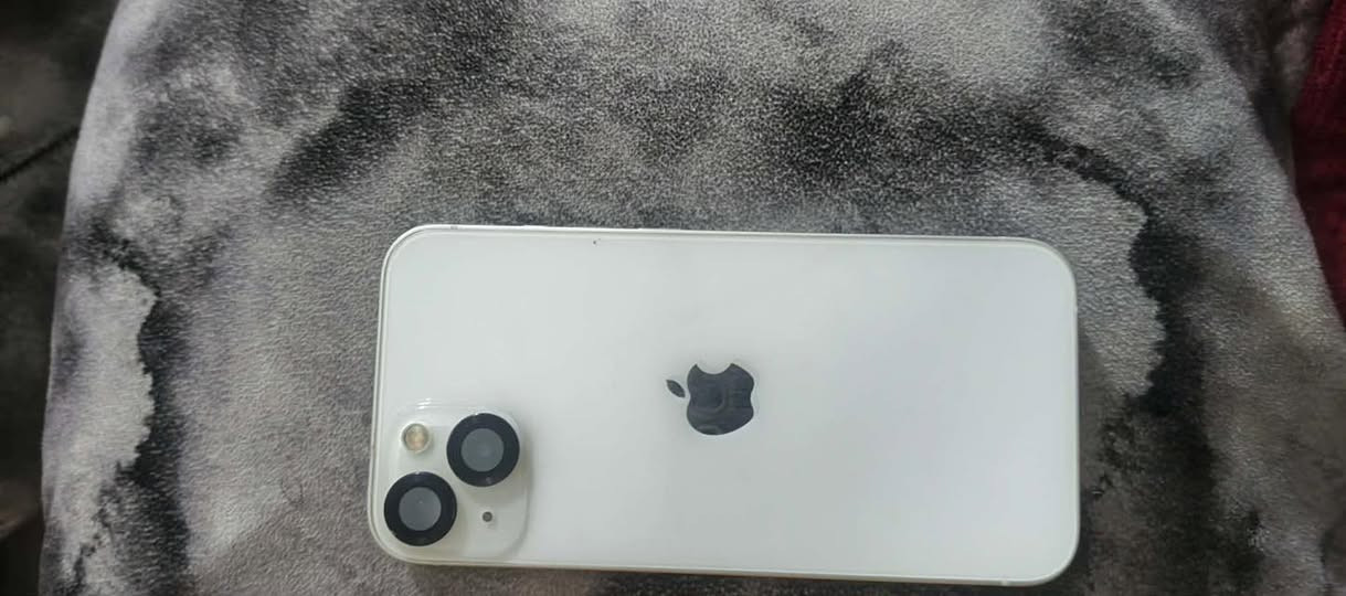 السلام عليكم ايفون 13 عادي نورمال ما مفتوح للبيع
البطااريه 85

قطاره بل شحن 

الذاكره128

فيس ايدي شغال 

تك سيم

السعر 490

وبي مجال قليل

العنوان موصل يارمجه الشرقيه الاوله قرب رائد بدر
رقم الهاتف/***********
