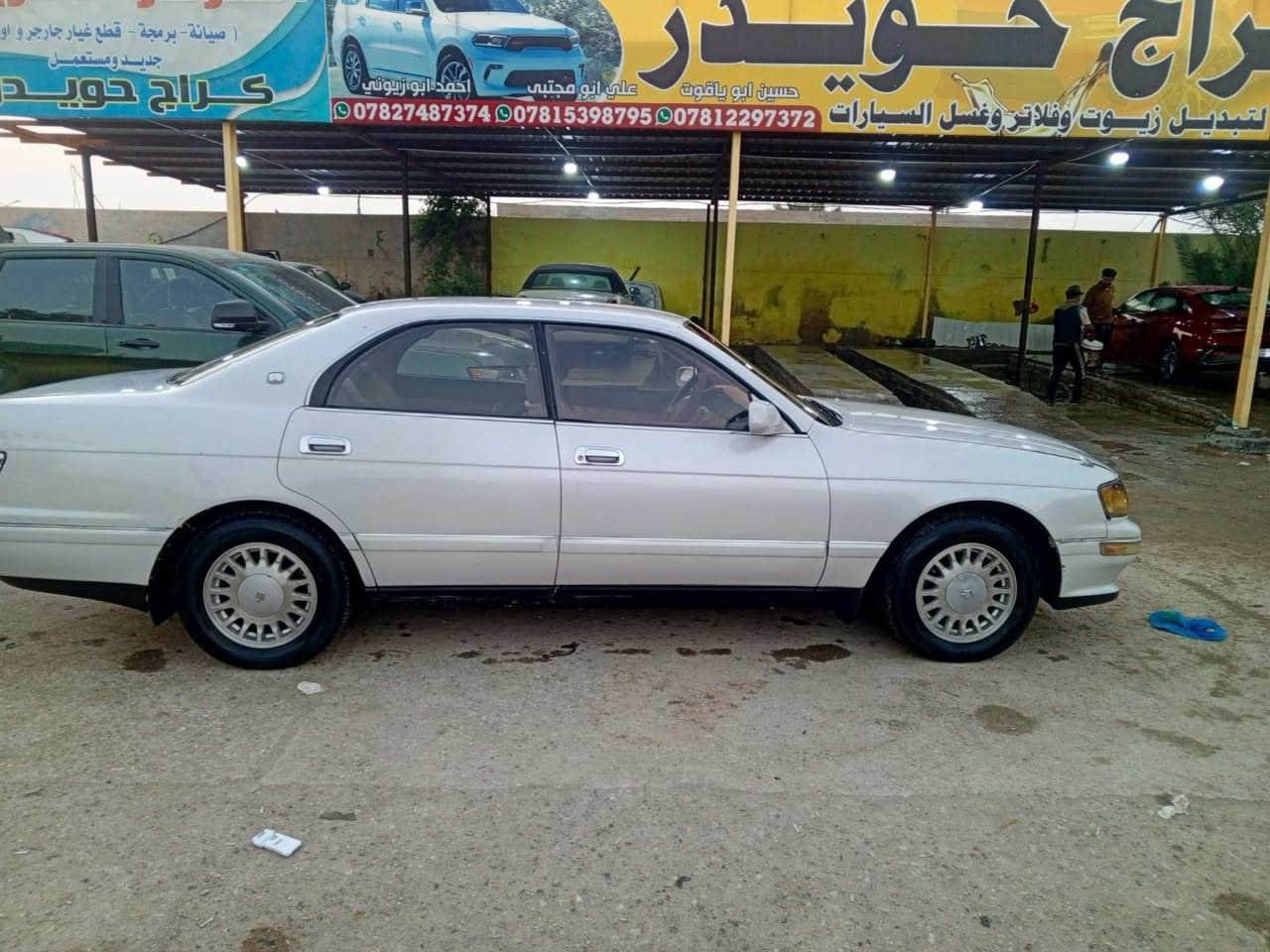 سلام عليكم
(أبيع او مراوس) حسب القناعه؟ 
سياره بطه كراون منفصل 
ميديل95
محرك 2500 و كير كفاله شرط 
تبريد ثلج 🥶
سياره صبغ عام جماليه 
مكفوله من ظربه و نقل چثه و كص والعيب الشرعي 
سنويه لل 27
راعيه مجود يمي 
السعر 65 وبيها مجال حك الجيه 
العنوان ناصريه مركز.......  الا ستفسار  *********** بيه وتساب........
