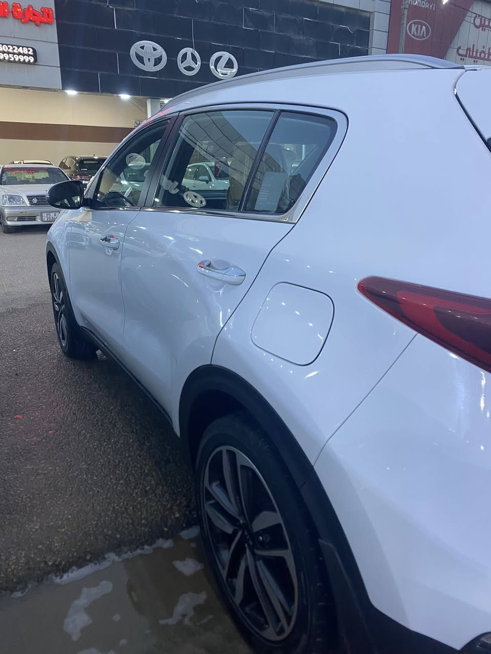 السلام عليكم
سبورتج موديل21
سياره كفاله عامه جديده 
كشنات تايرات حداديه كله جديد
السعر 215
***********
